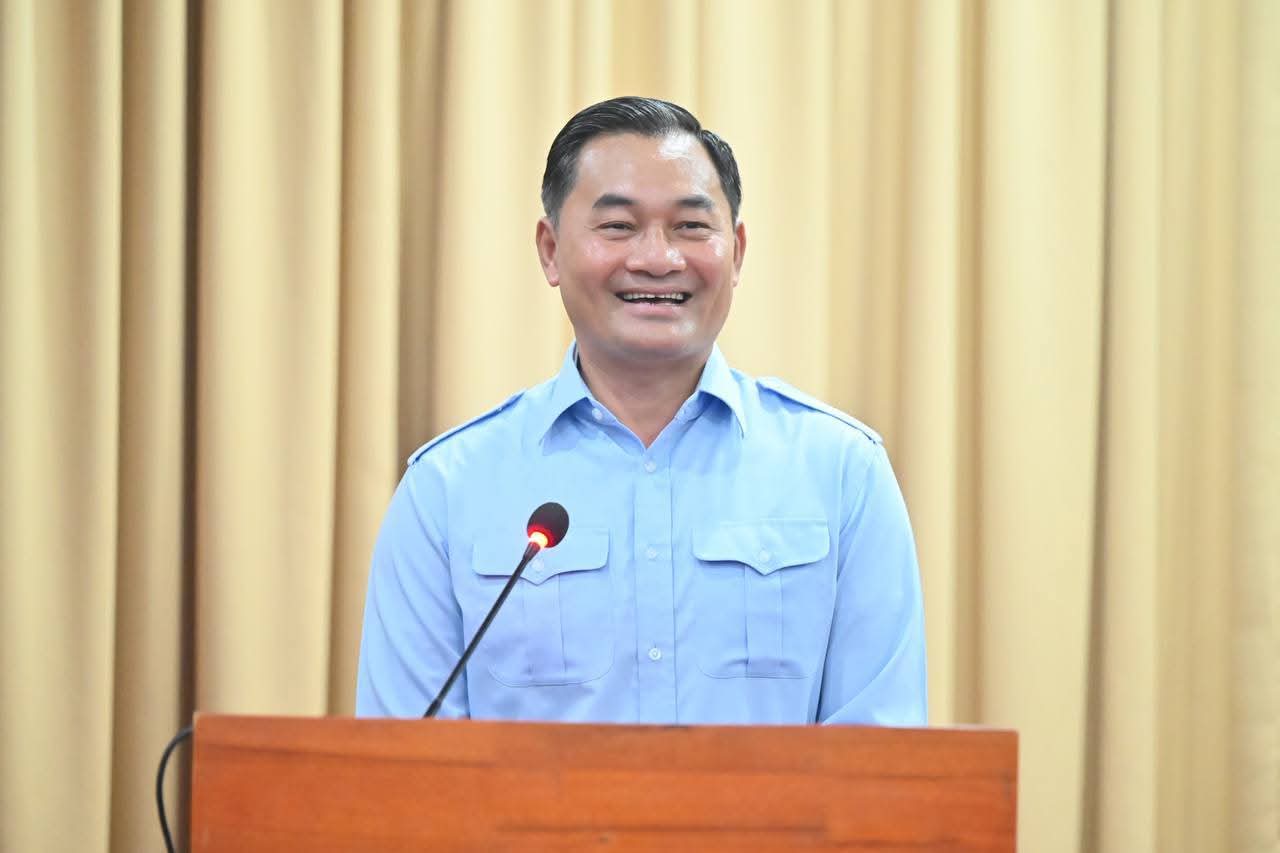 ឯកឧត្តមបណ្ឌិត ជាម ច័ន្ទសោភ័ណ អញ្ជើញចូលរួមក្នុងពិធីសំណេះសំណាលជាមួយសិស្សានុសិស្សដែលទទួលបាននិទ្ទេសA ចំនួន៧៩នាក់