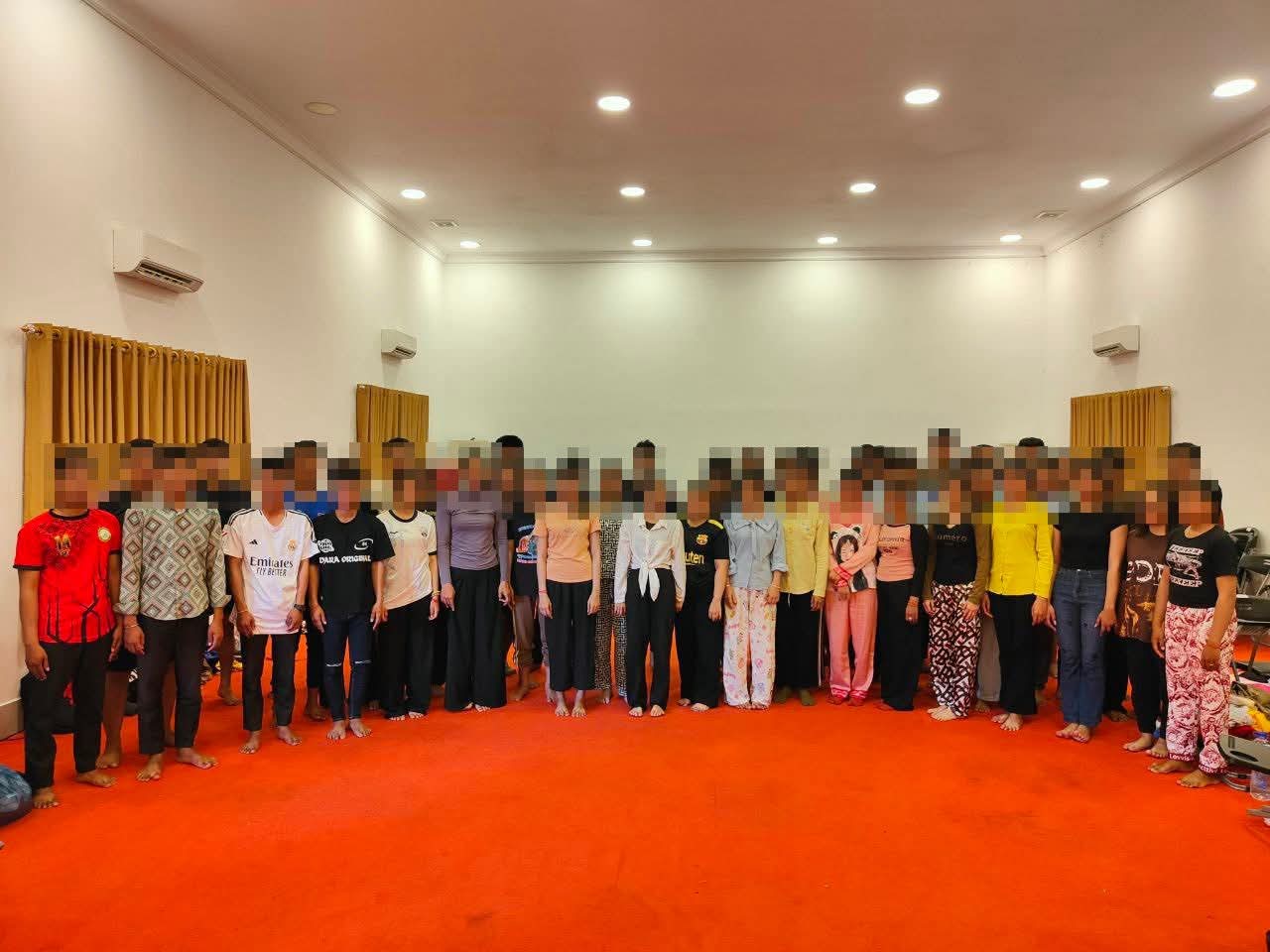 កម្លាំងស្នងការនគរបាលខេត្តព្រៃវែង បើកប្រតិបត្តិការបង្ក្រាបក្រុមផ្ដល់ប្រាក់កម្ចីខុសច្បាប់ ៥ក្រុមផ្សេងៗគ្នា ក្នុងខេត្តព្រៃវែង..