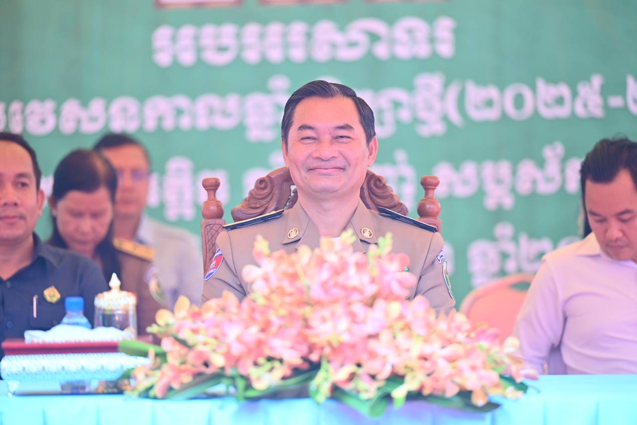 ឯកឧត្តមបណ្ឌិតអភិបាលខេត្តកំពង់ស្ពឺ អញ្ជើញក្នុងពីធីបើកបវេសនកាលឆ្នាំសិក្សាថ្មី ២០២៥-២០២៦ នៅអនុវិទ្យាល័យទីរួមខេត្ត