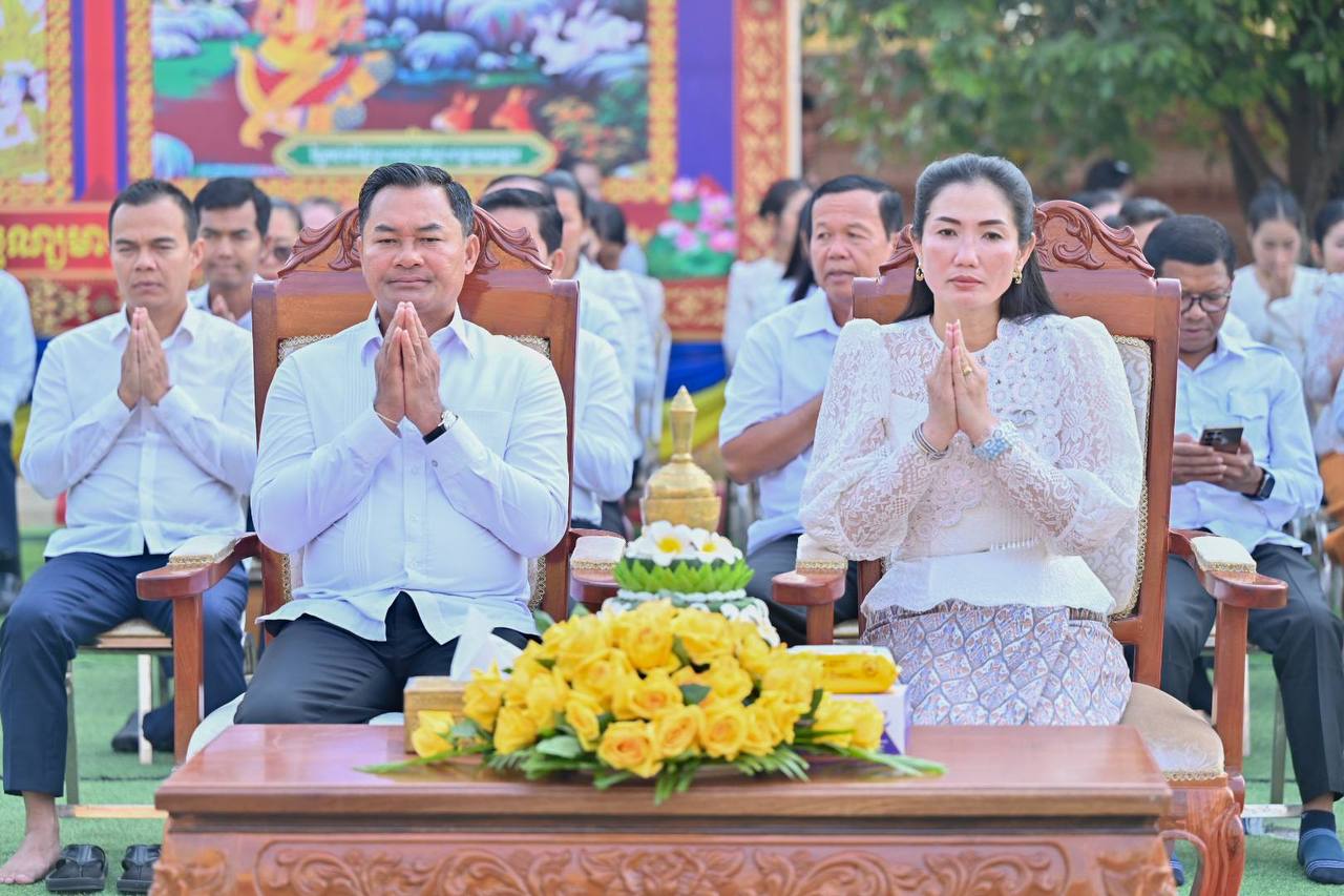 រដ្ឋបាលខេត្តកំពង់ស្ពឺ ប្រារព្ធពិធីបុណ្យមាឃបូជា យ៉ាងអធិកអធម នៅវត្តមុនីរង្សីវត្តនារាម (វត្តម្រុំខាងជើង)