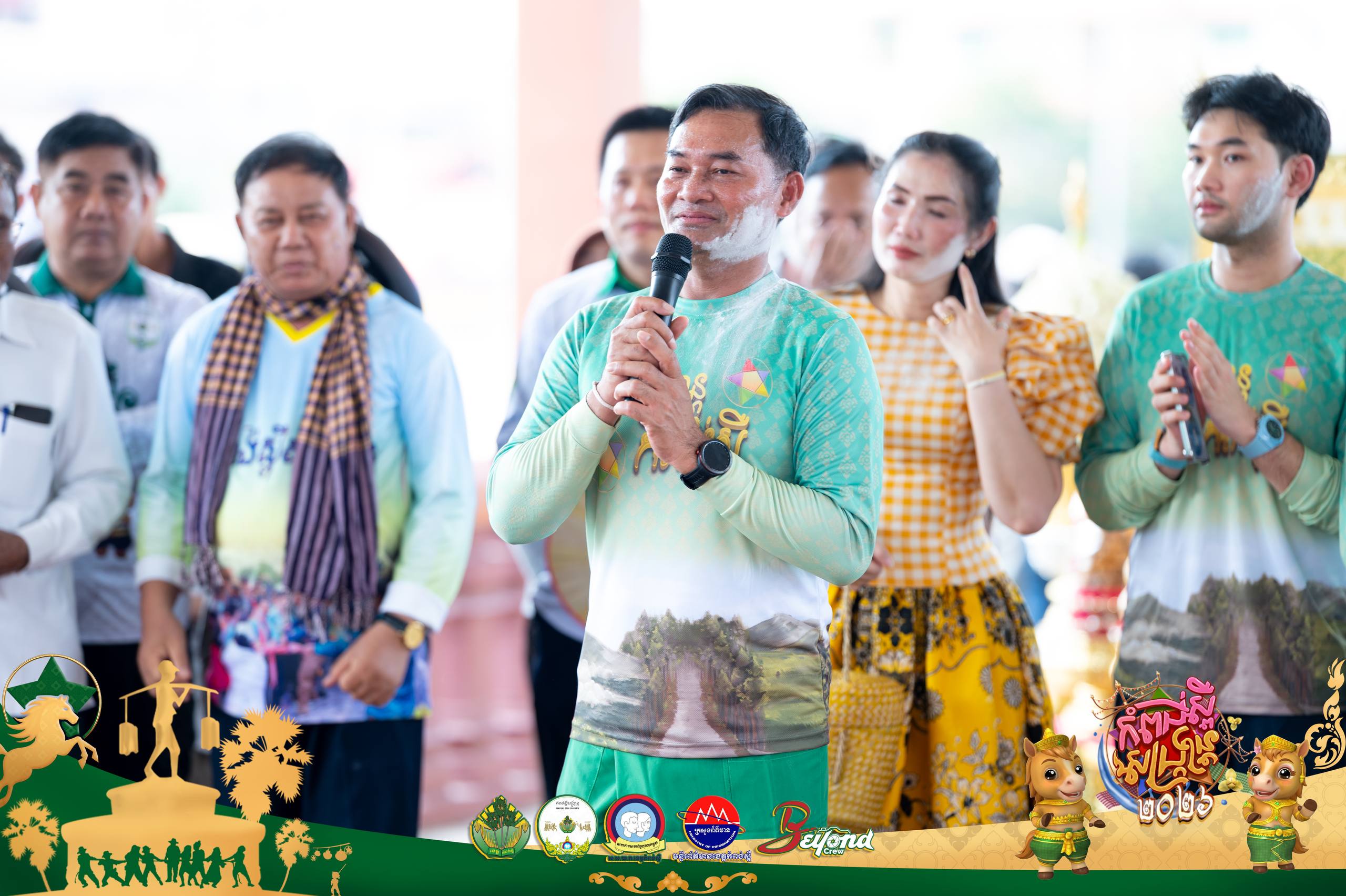 ភ្ញៀវទេសចរណ៍ចំនួនប្រមាណ ៦០៥,០០០នាក់ ក្នុងព្រឹត្តិការណ៍កំពង់ស្ពឺសង្រ្កាន្តថ្ងៃទី២ ជាពិសេសចូលរួមលេងល្បែងប្រជាប្រិយខ្មែរដ៏ច្រើនសំបូរបែប